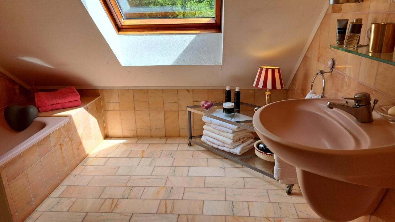 Ferienwohnung In Bad Wilhelmshoehe Weltkulturerbe 卡塞尔 外观 照片